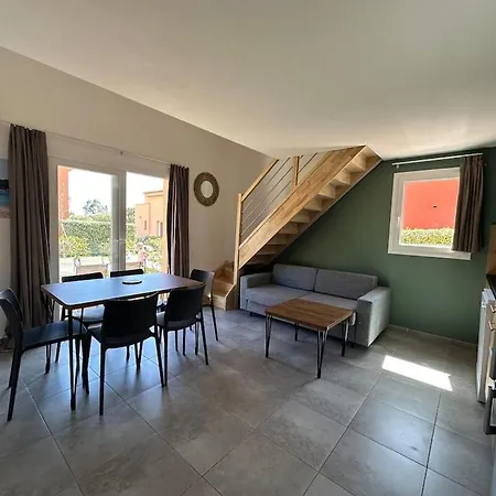 Mini T3 De 48m2 レクシ